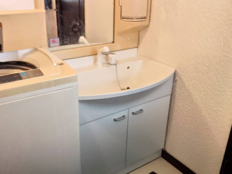 洗面台の下だけ交換